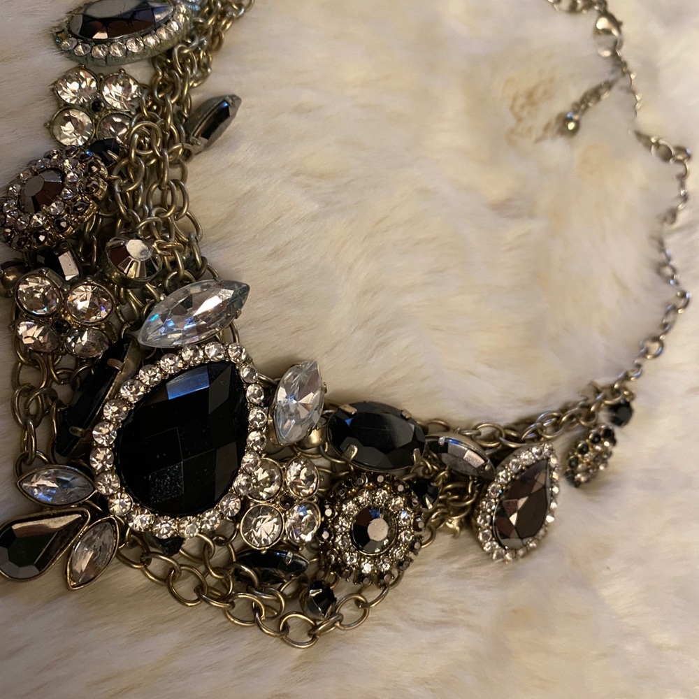 Chunky black and gold necklace - Picture 6 of 6